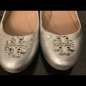 Tory Burch Silver Reva Ballet Slipper Flats, sz7.5
